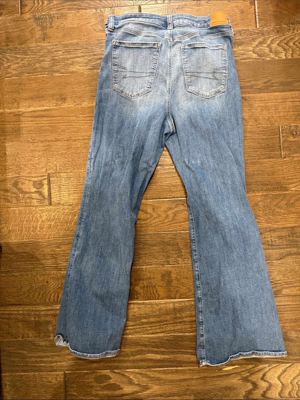 American Eagle Light Wash Flared Jeans - Picture 4 of 4